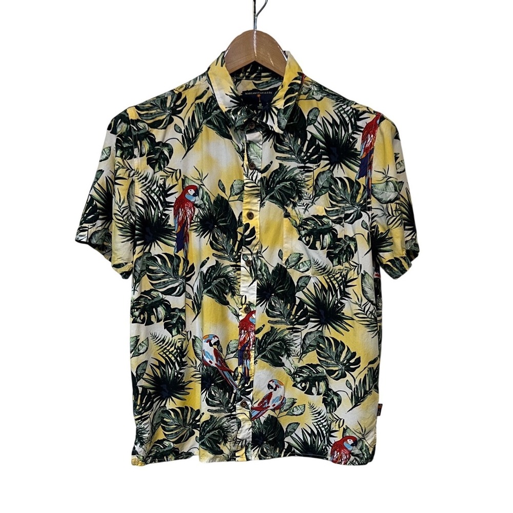 Margaritaville Button Down Shirt Mens Medium Yellow Parrot Tropical Floral A23